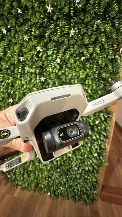 Drone DJI Mini 2 em perfeito estado