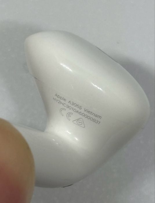Правий навушник AirPods 4 ANC А3056 А3055 А3059