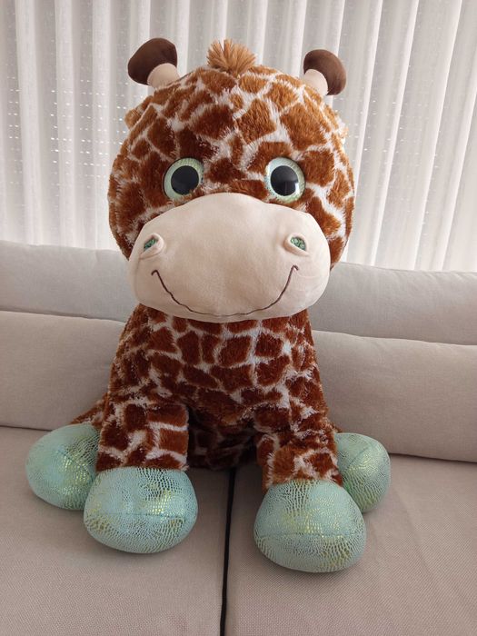 Girafa de Peluche Grande (90cm) Olhos Brilhantes Como Nova