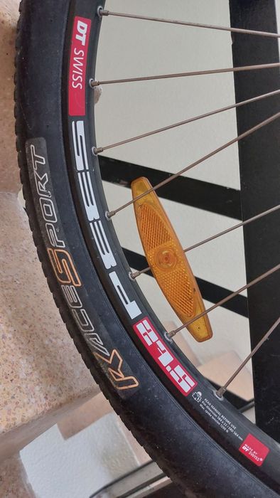 Pneus Continental Speed King 27.5x2.2 imaculados