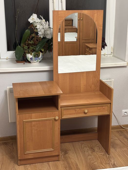 Меблі для спальні | Спальня