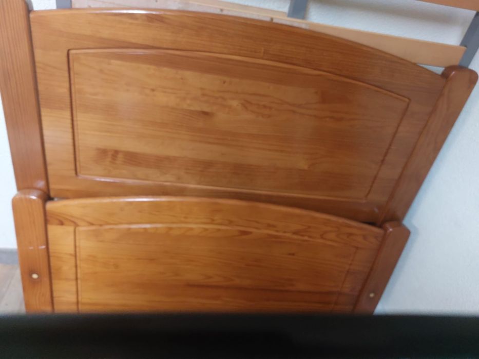 Cama Solteiro 190x90 + Estrado + Secretária com Estante + Mesa de Cabeceira
