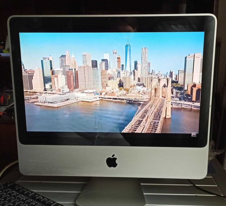 Apple iMac (20-inch, mid 2007) у відмінному стані