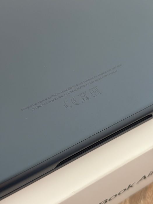 Apple MacBook Air 13” M3 2024 (A3113) | Kondycja 99% | GWARANCJA 06.2026
