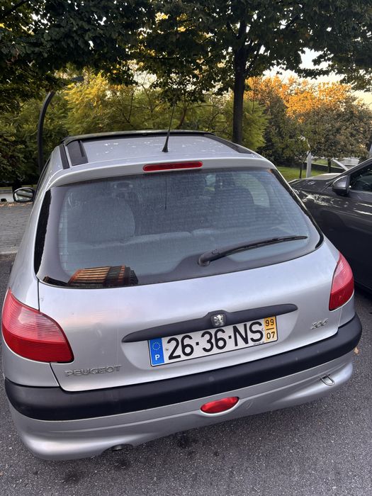 Peugeot 206 **LER DESCRIÇÃO**