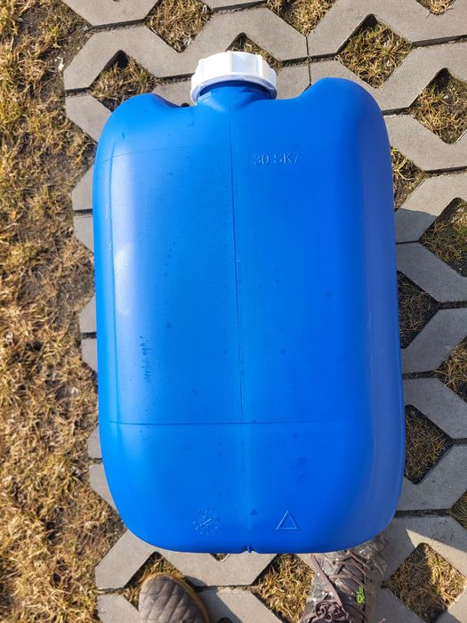 Bańki na paliwo 30l ,20l