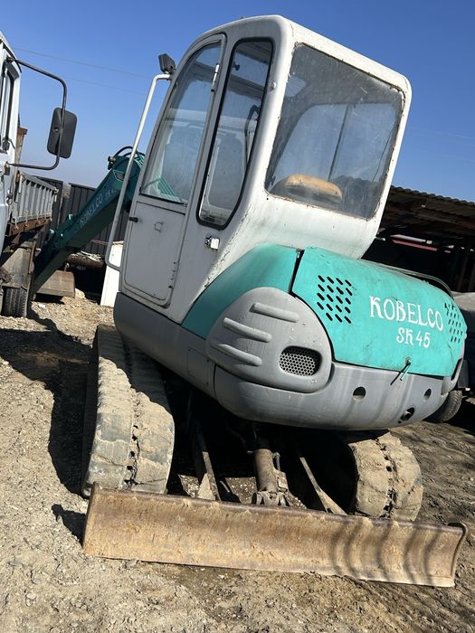 Міні-екскаватор гусеничний  KOBELCO SK45
