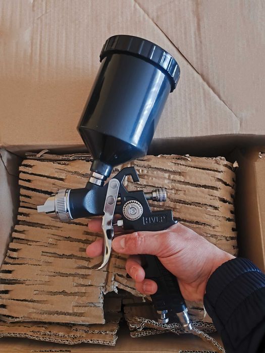 Pistolet do Malowania HVLP 4 Dysze 1.3 1.4 1.7 2.0mm Lakierniczy 600ml