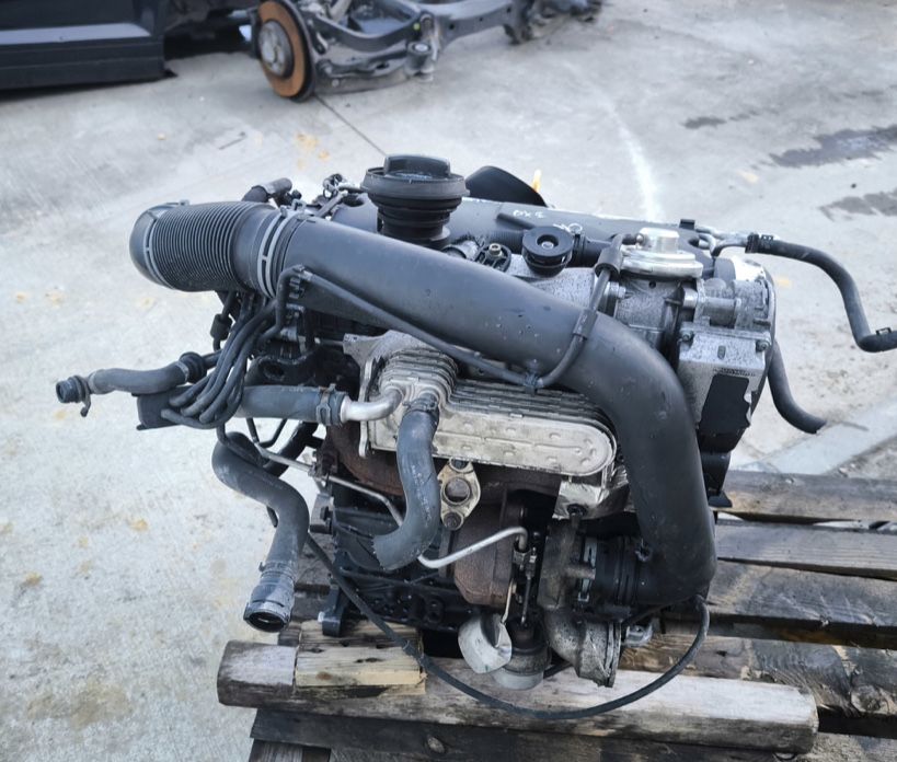 Мотор двигун BXE 1.9 TDI 105 km Skoda Octavia VW GOLF V Audi A3 163ткм