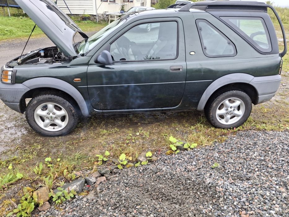 Land rover frelander 1