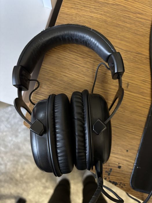 Продам навушники HyperX Cloud Core 7.1