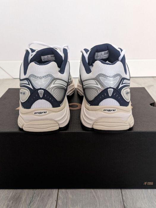 Кросівки Saucony оригінал - модель Progrid Omni 9 Running