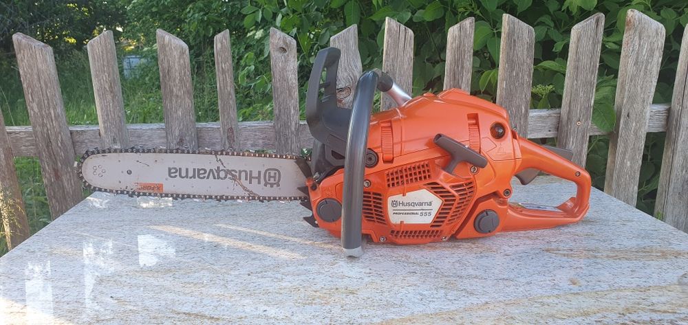 Pilarka Husqvarna Professional 555