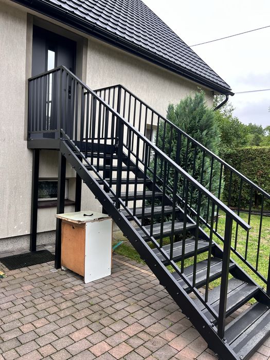 Schody stalowe zewnętrzne