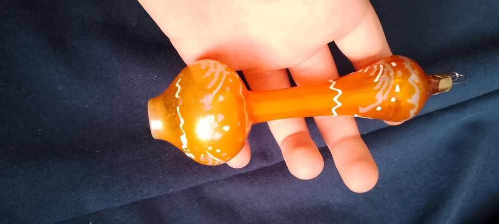 Новорічні іграшки