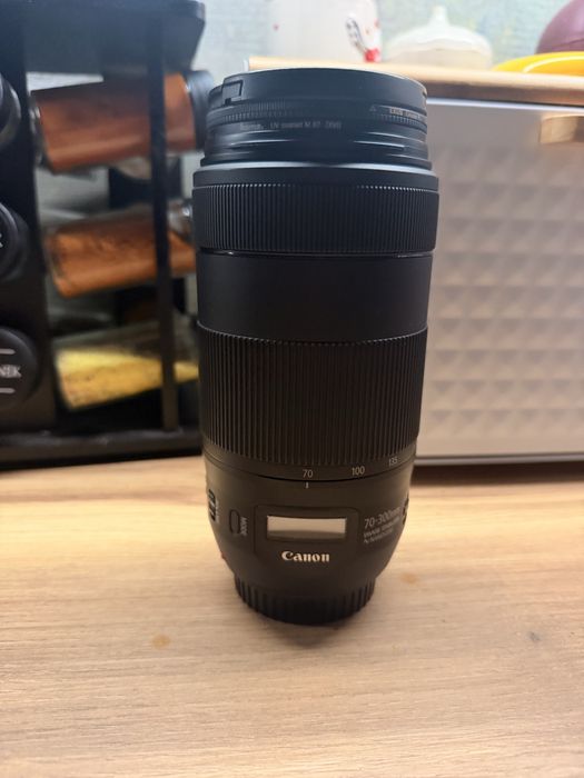 Canon EF 70-300 is usm ii