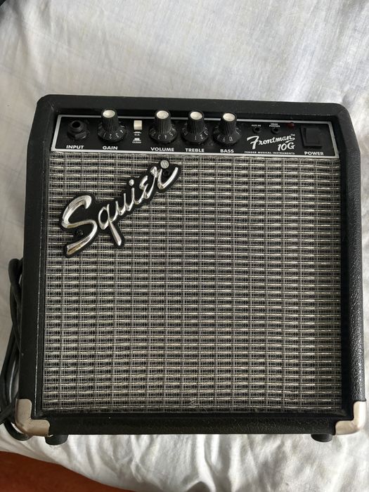 Guitarra elétrica Squier by Fender