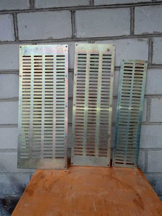 Продам крышка, решётка, дверька.