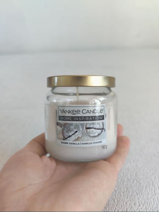 Nowa Yankee Candle Warm Vanilla 142g ciepła wanilia świeczka zapachowa