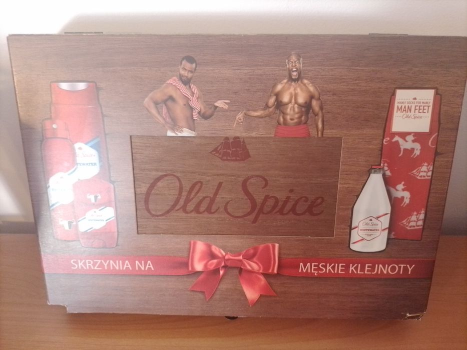 Zestaw prezentowy Old Spice kolekcjonerski 3 drewniane skrzynki beczka