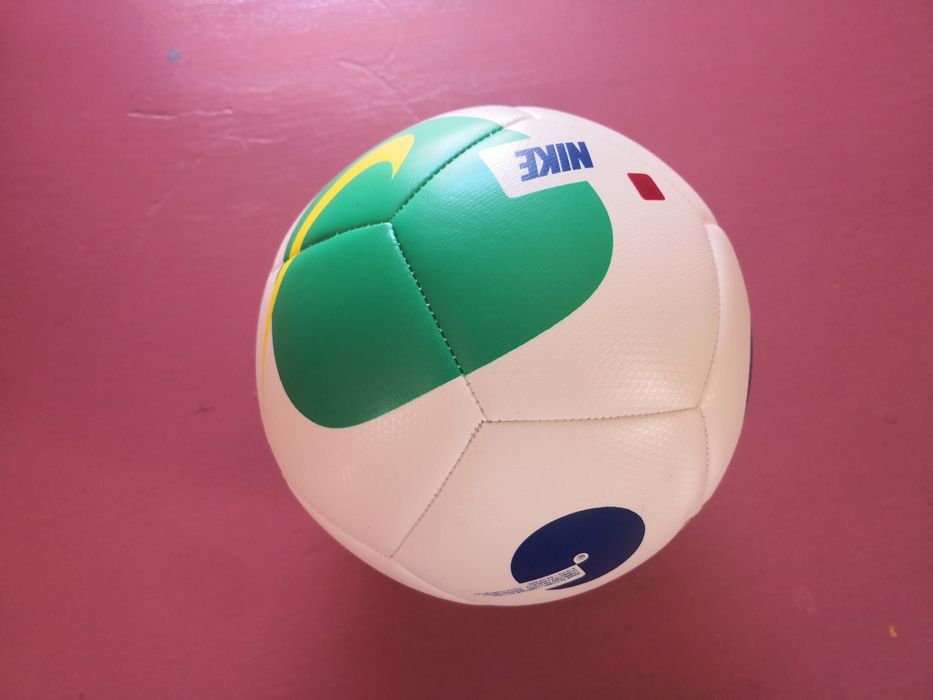 Bola Futsal Nike Maestro