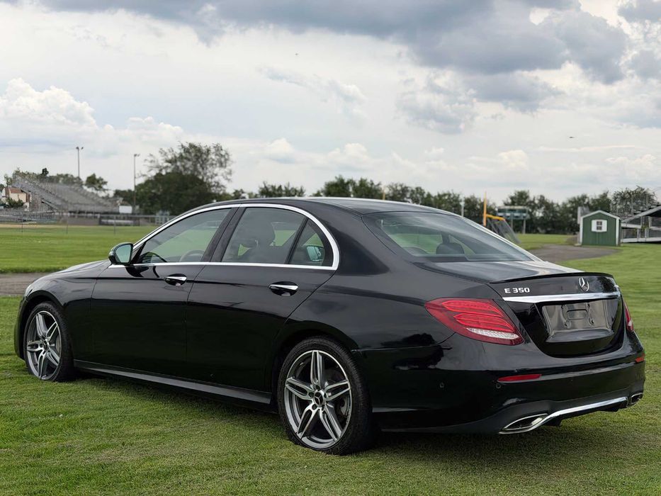 Mercedes-Benz E 350 4MATIC      2020