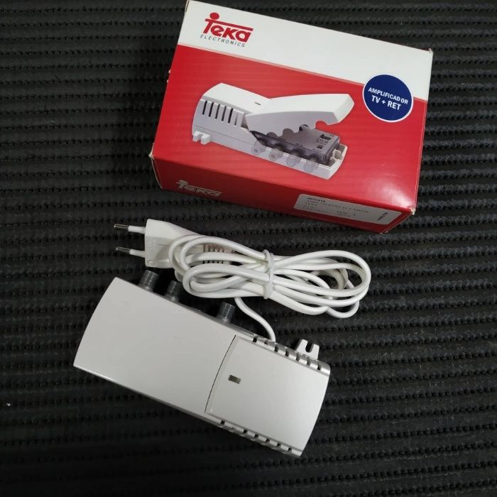 Amplificador de Sinal (TV + Ret) 2 Saídas 20dB - TEKA