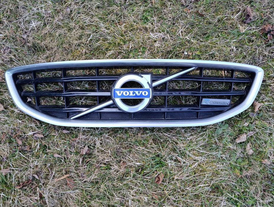 Grill Volvo v40 II 2016