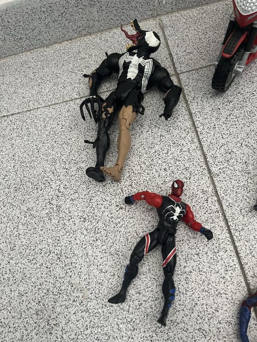 5 Bonecos coleção Homem Aranha