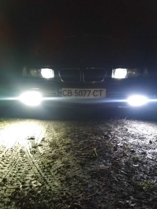 Продам бмв е36,авто економне,та просте.