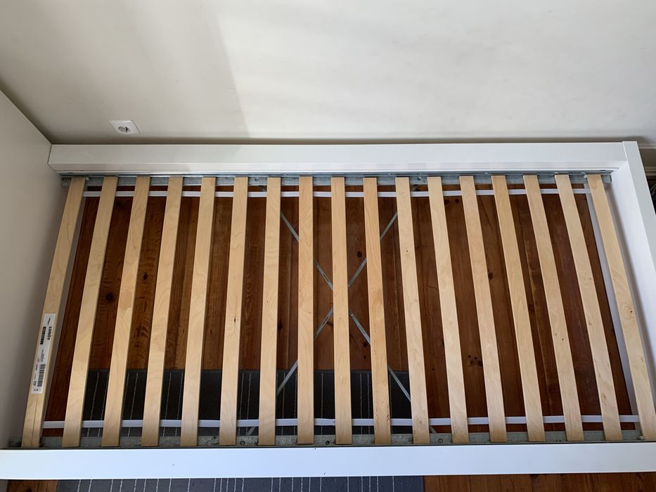 Cama criança IKEA + estrado