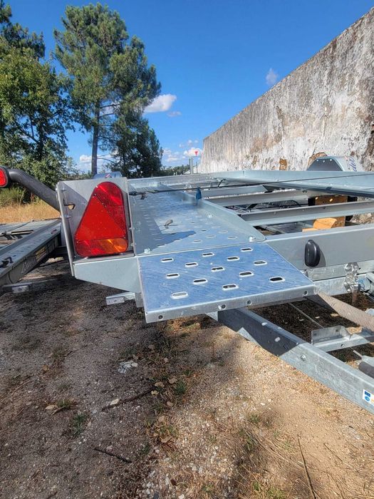 Atrelado Reboque Porta carros 1300kg 2000kg 2500kg 2700kg Novos