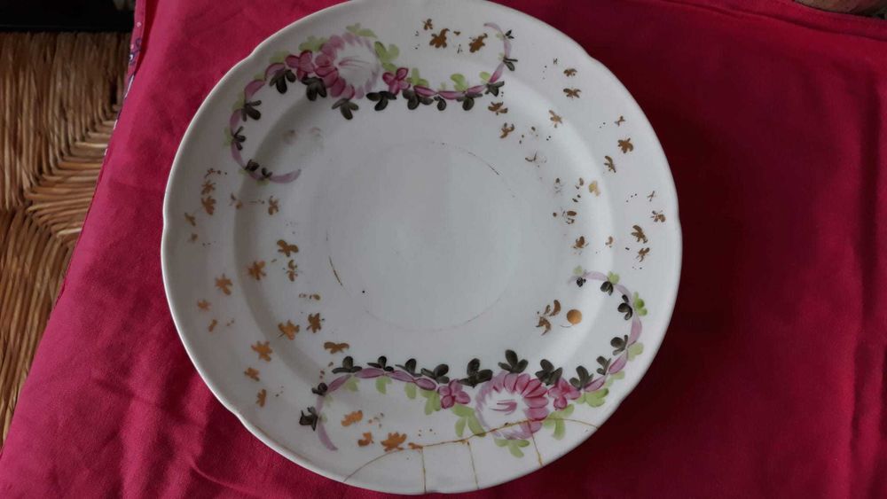 Prato decorativo antigo