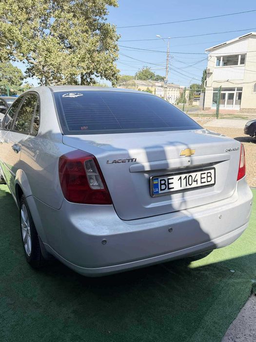 Chevrolet Lacetti 1.6 газ/бензин 2004 год (двигатель после кап ремонта)