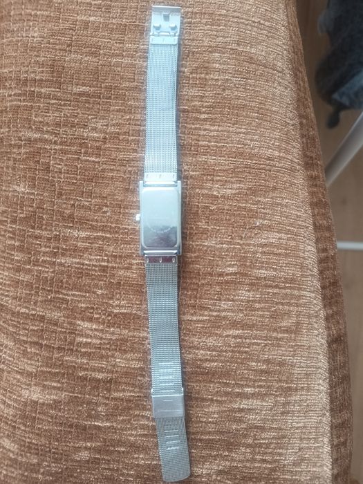 Zegarek kwarcowy damski Adriatica