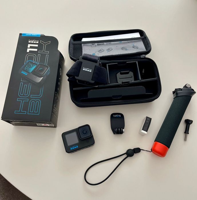 Go Pro Hero 11 Black + kit acessórios