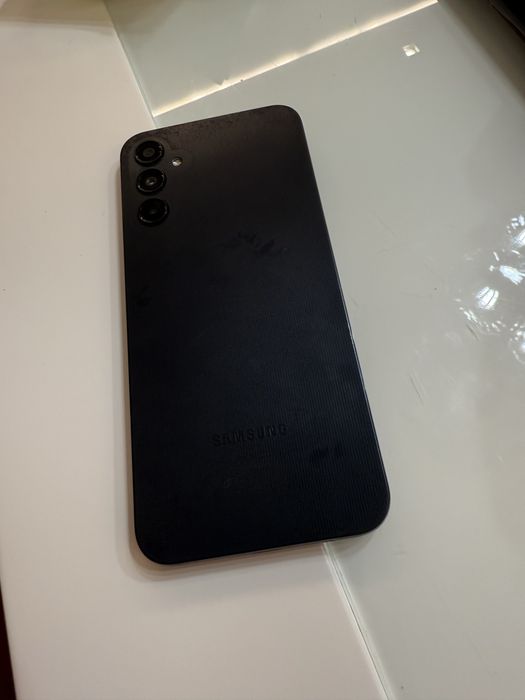 Samsung A14 como novo