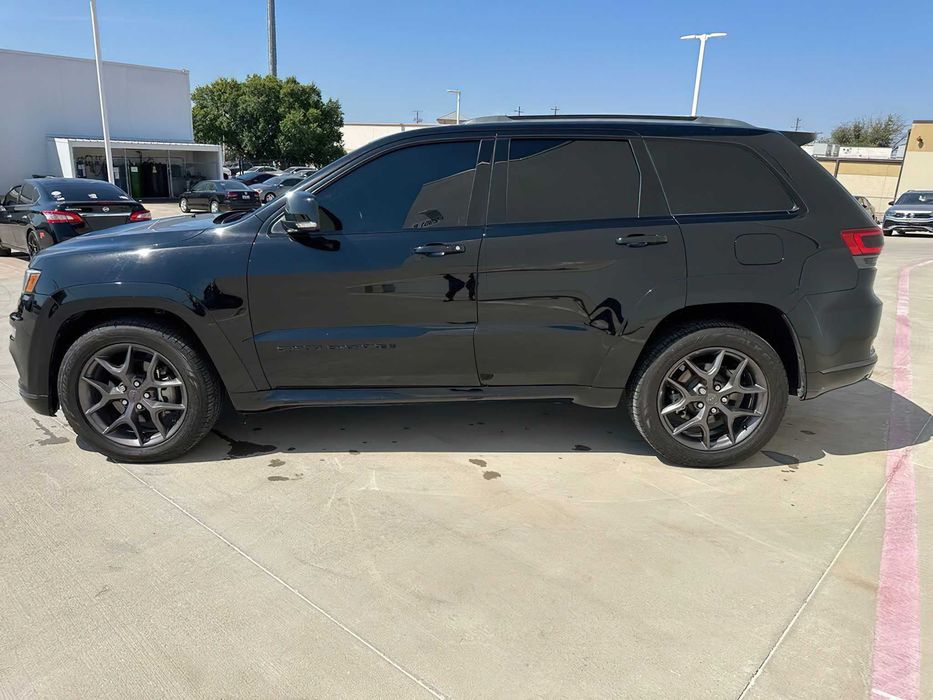 Jeep Grand Cherokee      2020