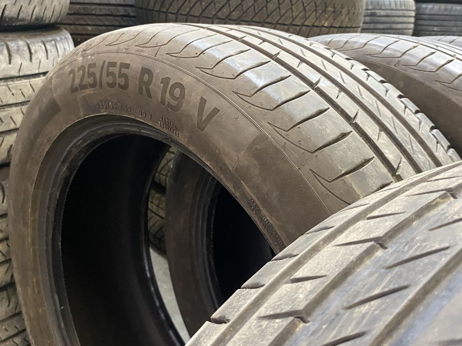 225/55r 19 Continental premium Contact 6