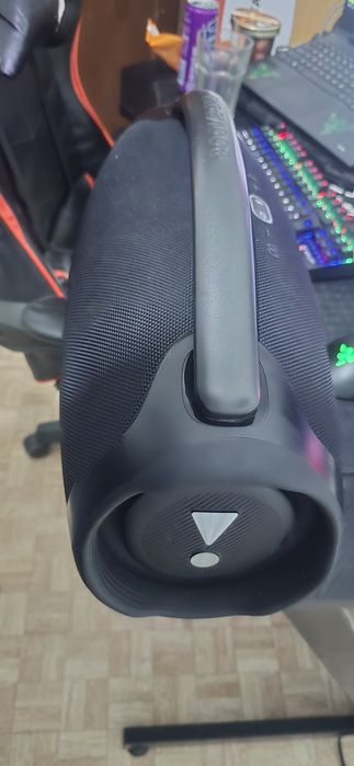 Jbl bombox 3 (pouco usada)