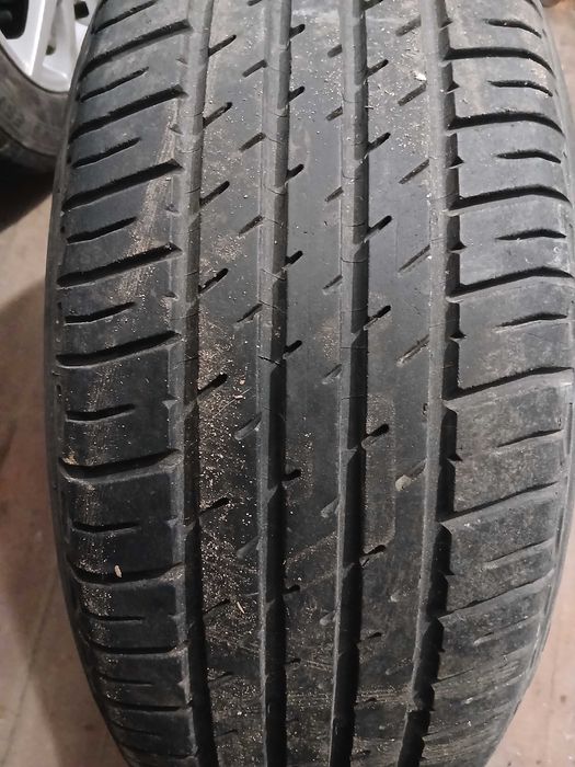 Шини літо 225 60 r16