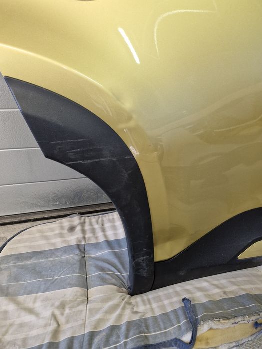 Drzwi prawy lewy tył Yaris Cross