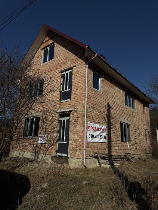 Будинок в центральній чпстині міста Косова