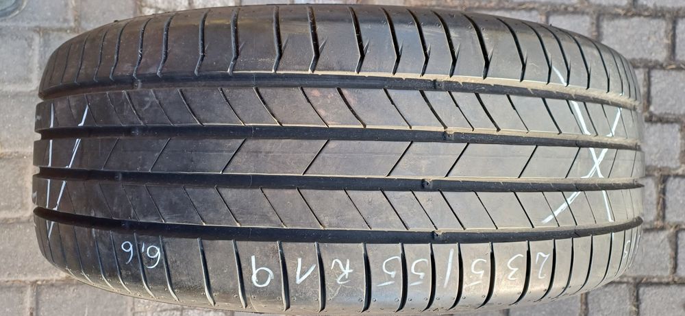 KUMHO 235/55R19 105V , pojedyńcza opona letnia.