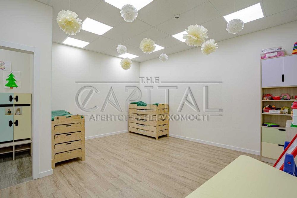 Продажа здания Голосеевский район, ул. Метрологическая, 56