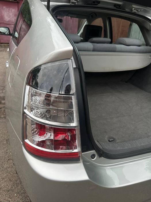 Продам Toyota Prius 2005 гібрид