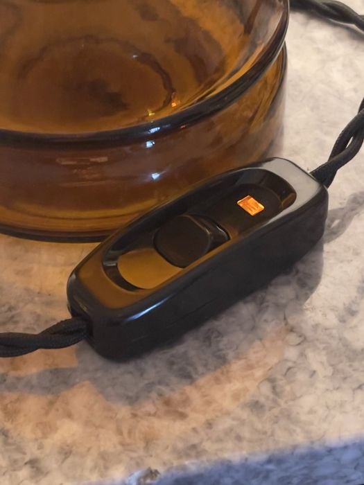 Candeeiros de mesa artesanais upcycled