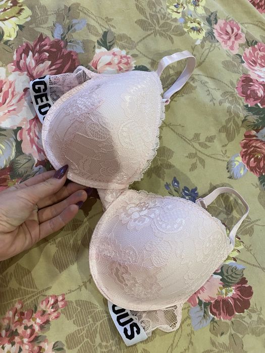 Бюстгальтер