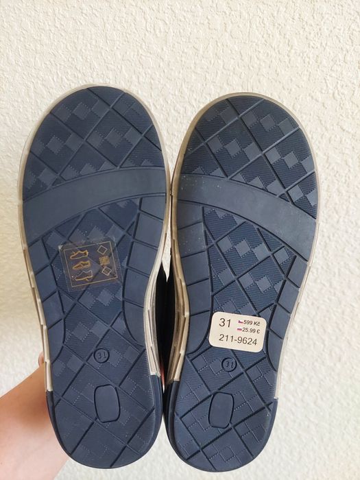 Нові Bata, 31 розмір, устілка 20 см,