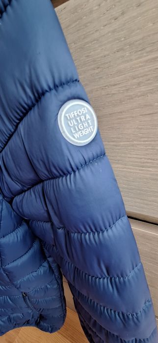 Casaco Tiffosi Ultra Leve Azul Marinho